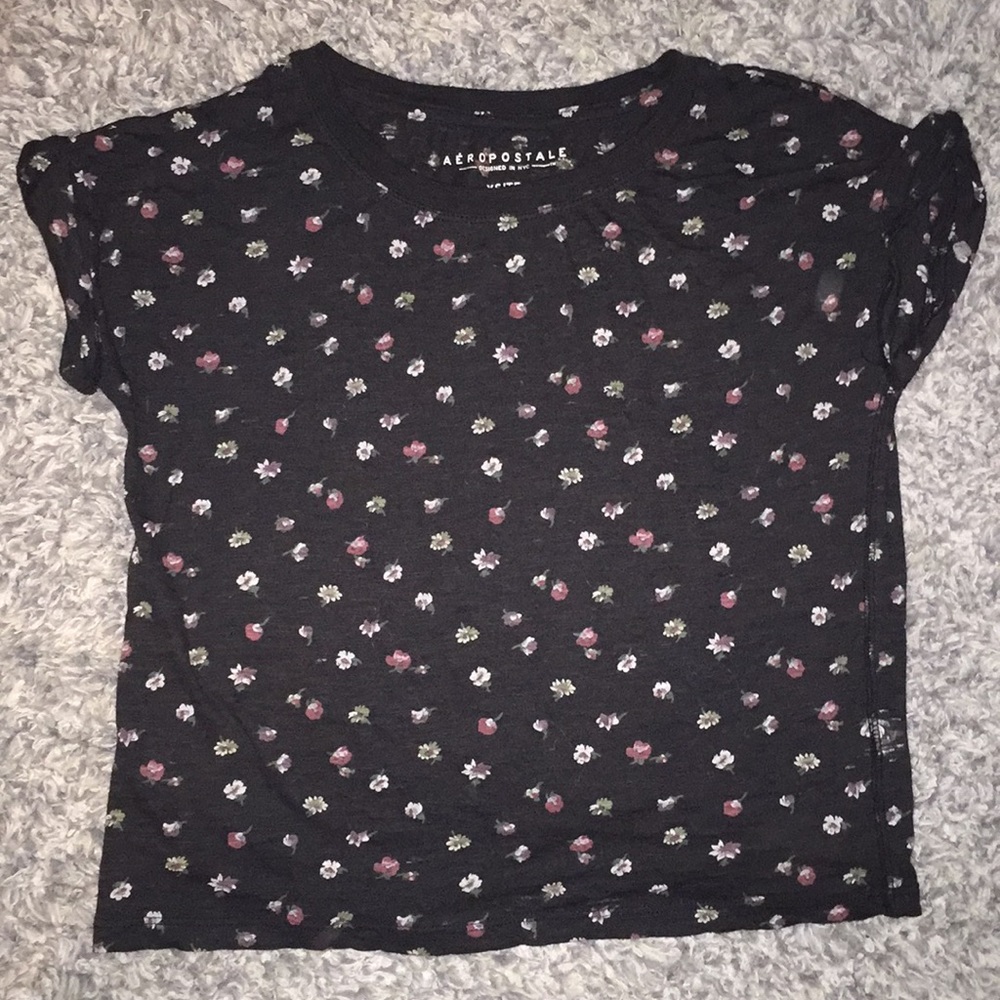 Aeropostale black flowered T-shirt